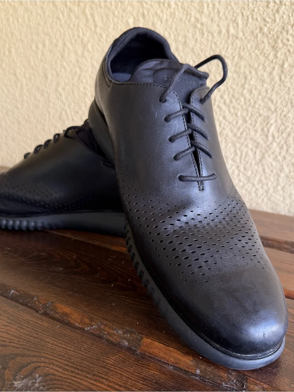 Cole Haan Zero Gravity Men's Black Leather Lace-Up Derbys - Perforated Comfort